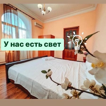 Apartments On Kreshchatik 17 キエフ エクステリア 写真