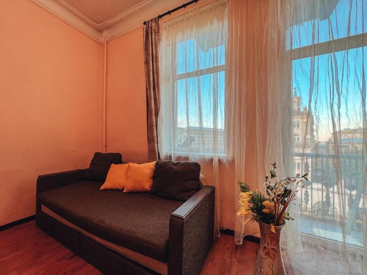 Apartments On Kreshchatik 17 キエフ エクステリア 写真